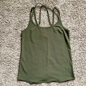 Eco friendly Lolë tank